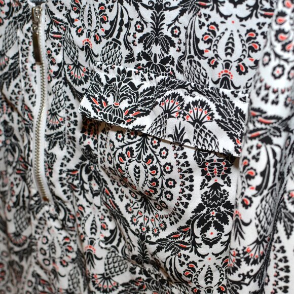 Plus Size Cato 18/20 Black, White & Red High-Low Blouse With Roll Tab Sleeves - Picture 6 of 11